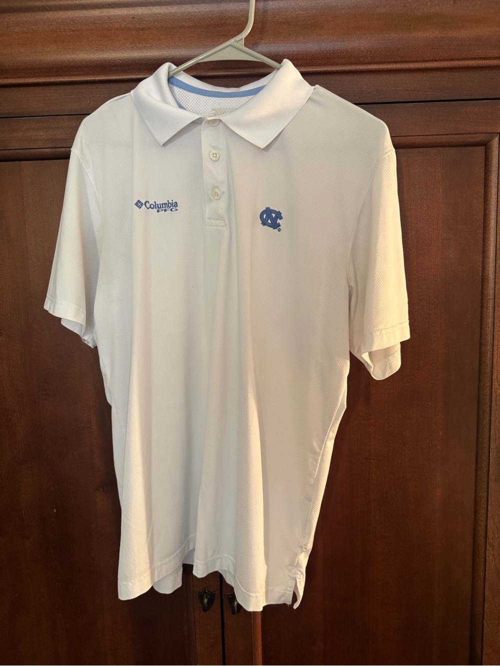 Columbia Men’s White Polo with Light Blue UNC Logo